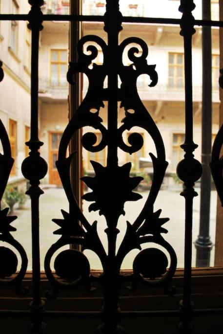 Riverside City Center, 5Th District Budapest Exterior foto