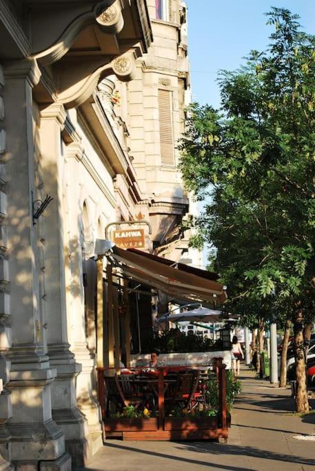Riverside City Center, 5Th District Budapest Exterior foto